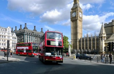 عرض السياحة و السفر الى لندن